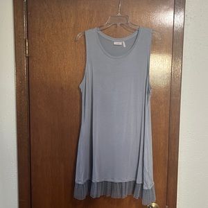 Long lace bottom layering tank